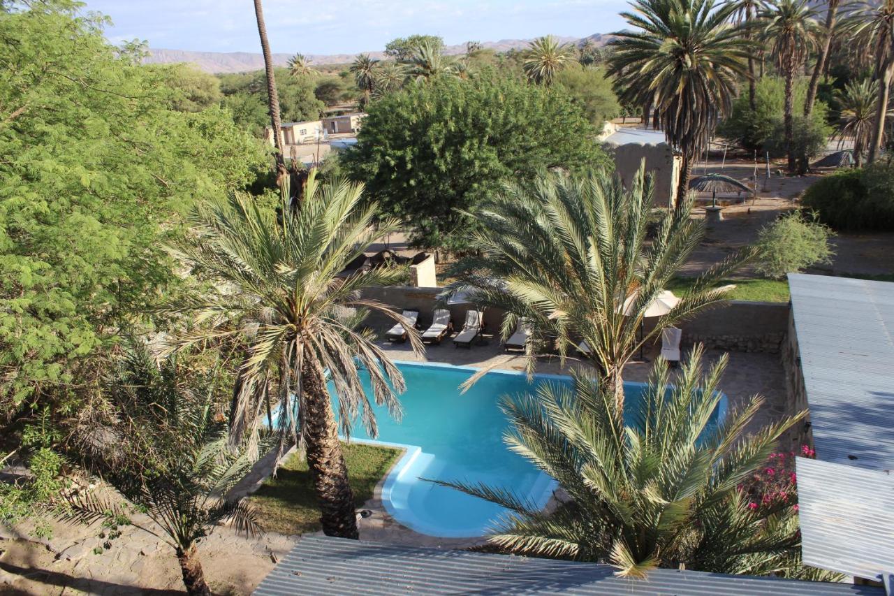 Fort Sesfontein Lodge & Safaris 外观 照片